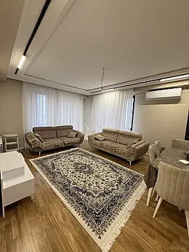 Satılır 4 otaqlı mənzil 127 m²