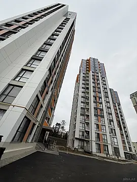 Satılır 4 otaqlı mənzil 127 m² — Bakı, Memar Əcəmi yanı 4 otaq 127.00 m²