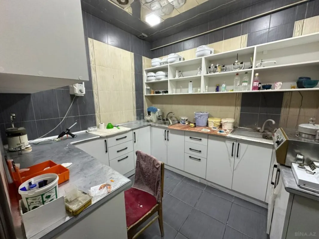 Satılır 3 otaqlı mənzil 130 m²