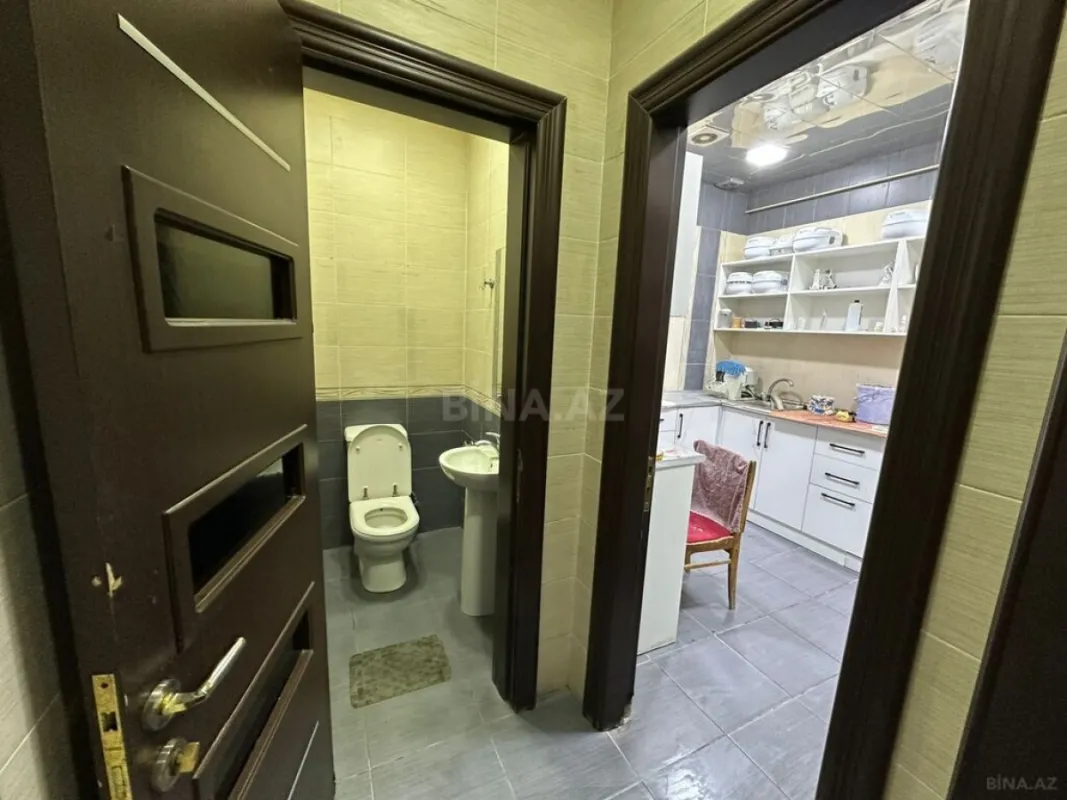 Satılır 3 otaqlı mənzil 130 m²