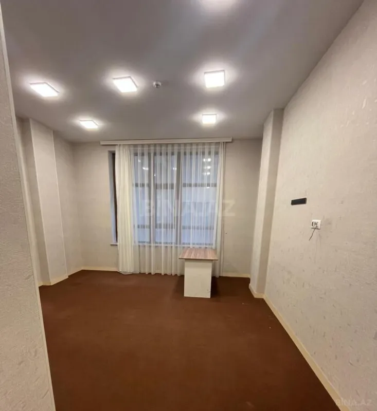Kirayə verilir 1 otaqlı ofis 30 m²