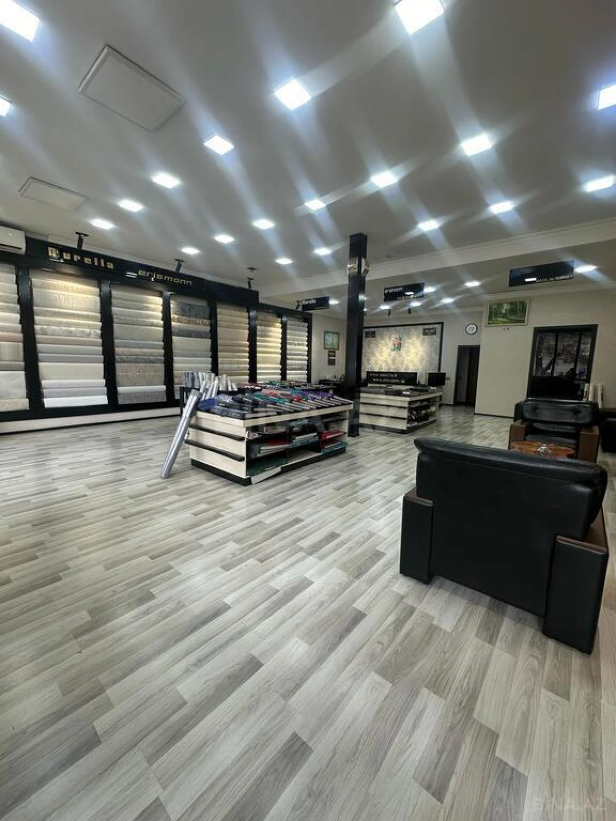 Satılır obyekt 150 m²