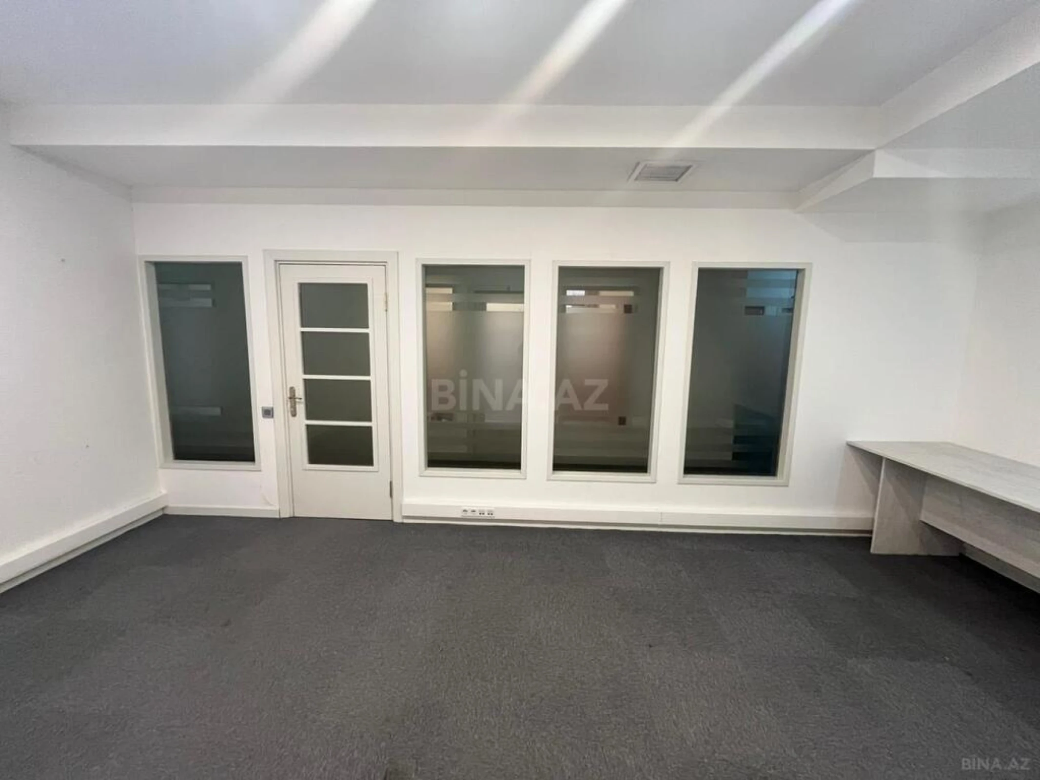 Kirayə verilir 1 otaqlı ofis 25 m²