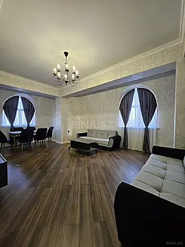 Satılır 4 otaqlı mənzil 122 m²