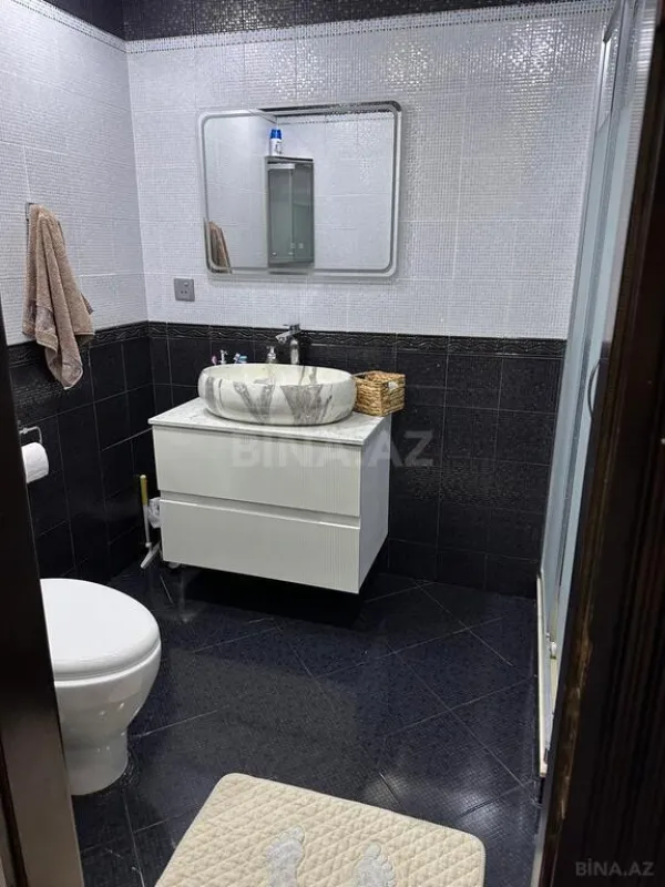 Satılır 3 otaqlı mənzil 160 m²
