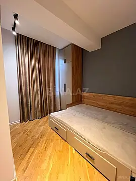 Satılır 3 otaqlı mənzil 110 m²
