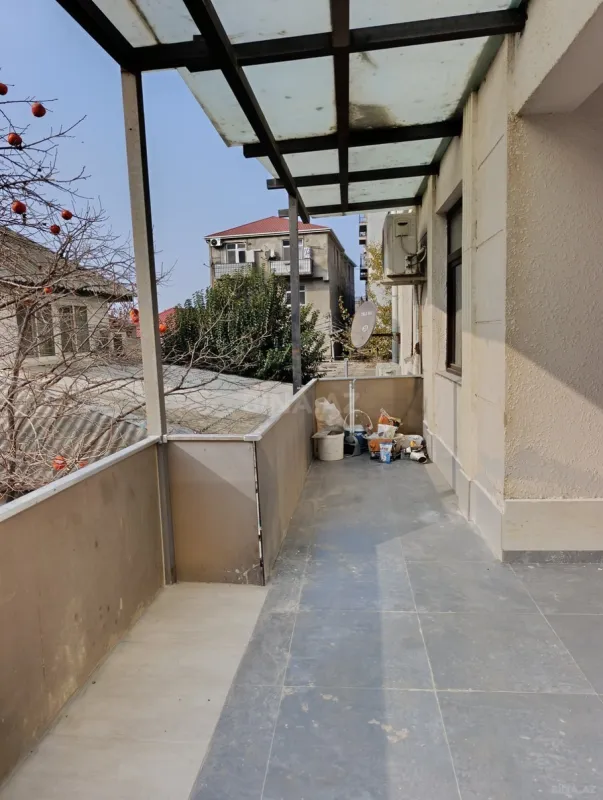 Satılır 3 otaqlı mənzil 110 m²