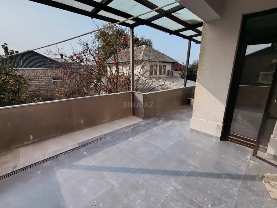 Satılır 3 otaqlı mənzil 110 m²