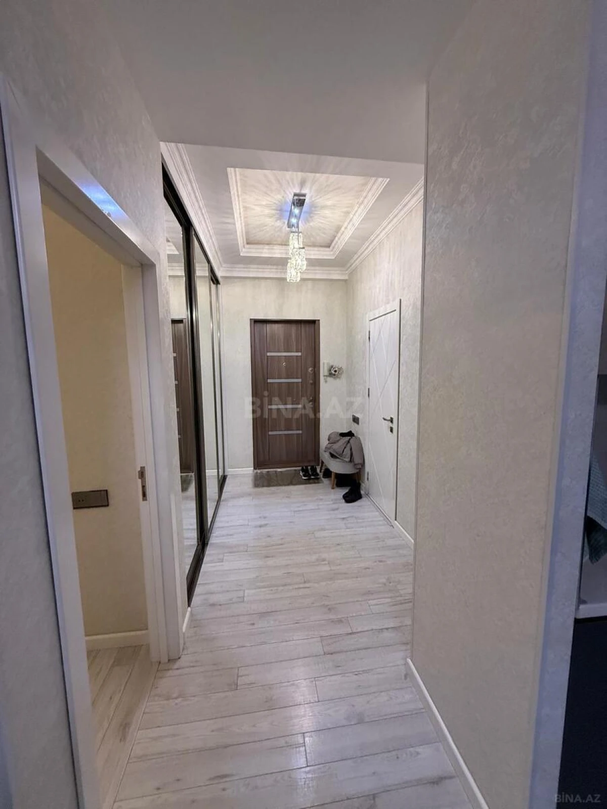 Satılır 2 otaqlı mənzil 60 m²