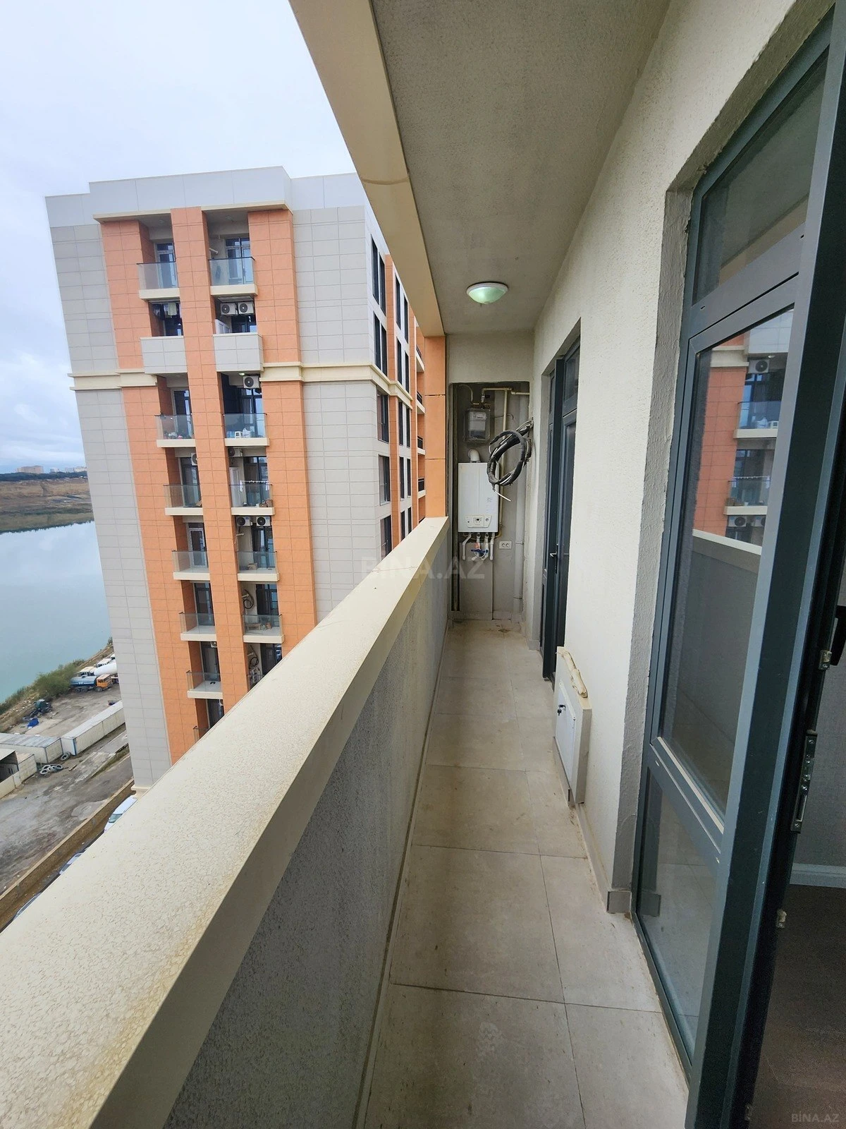 Satılır 3 otaqlı mənzil 72 m²