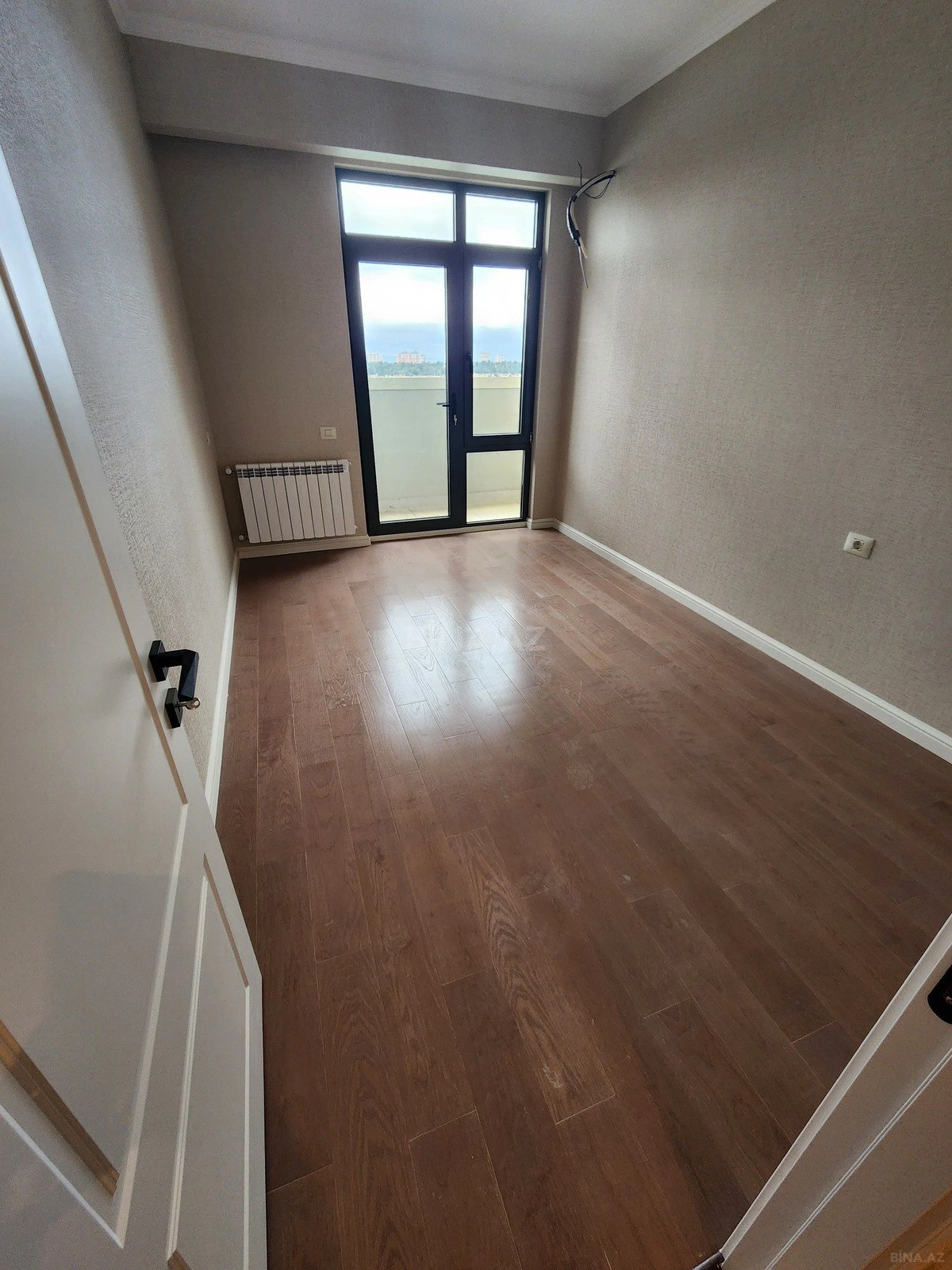 Satılır 3 otaqlı mənzil 72 m²