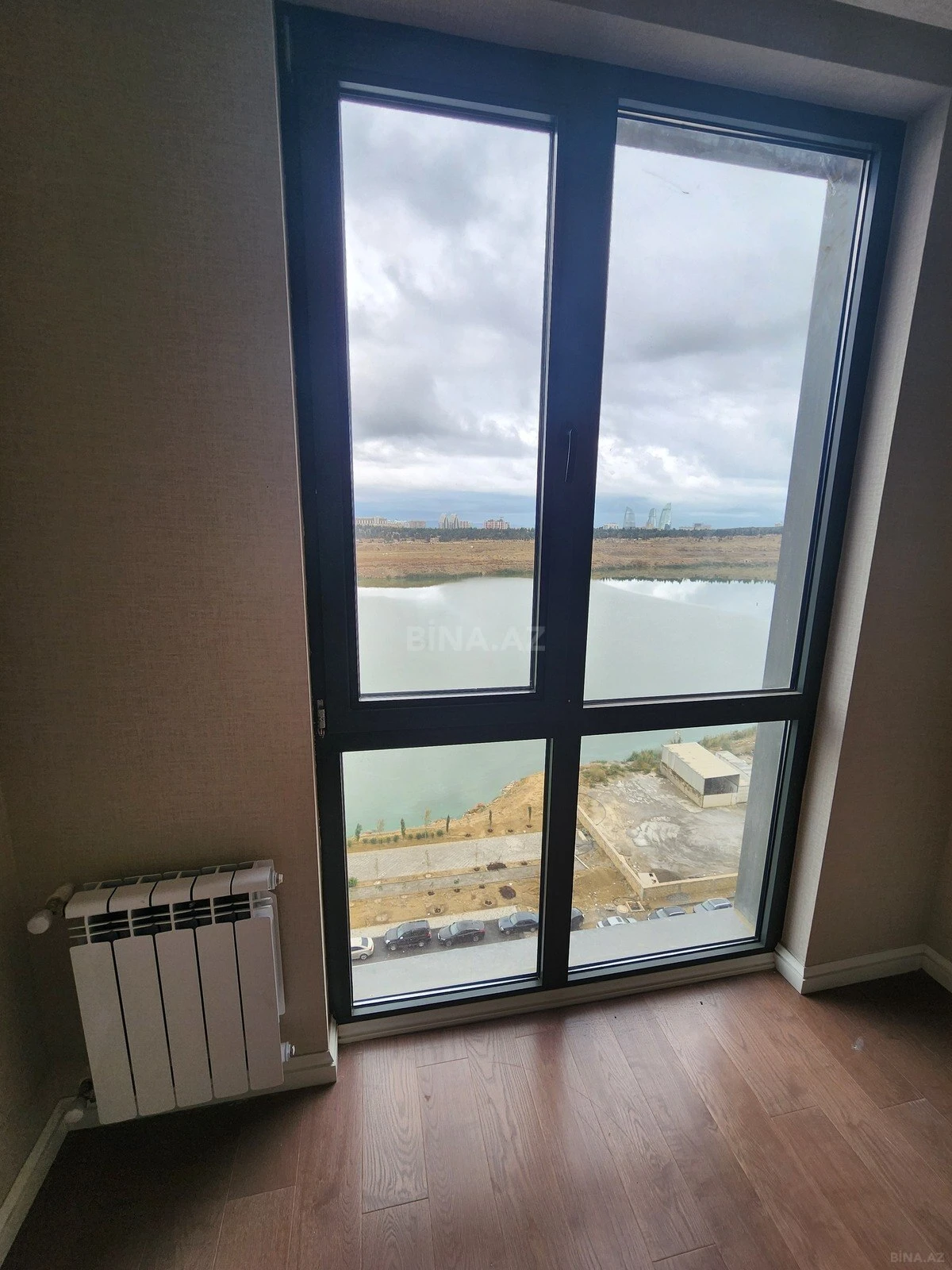 Satılır 3 otaqlı mənzil 72 m²