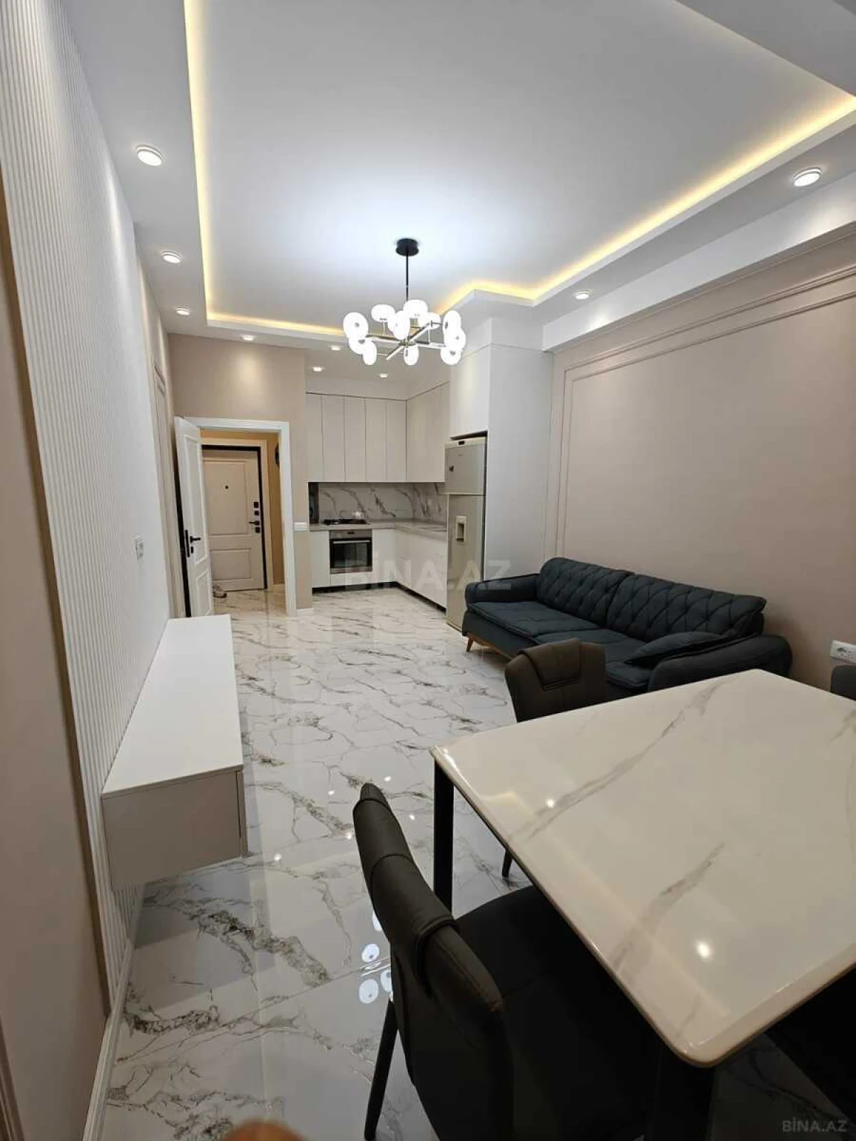 Kirayə verilir 3 otaqlı mənzil 100 m²