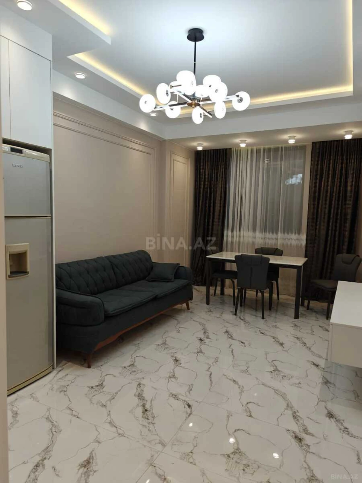 Kirayə verilir 3 otaqlı mənzil 100 m²