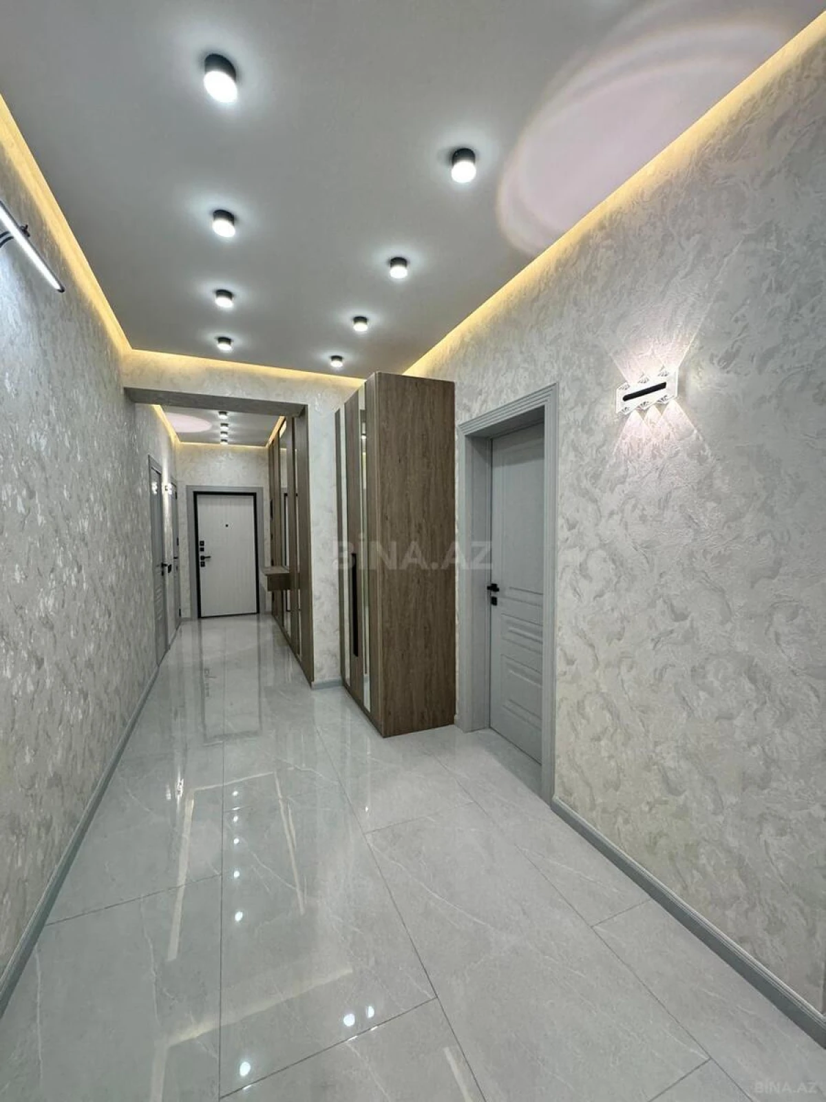 Satılır 3 otaqlı mənzil 88 m²