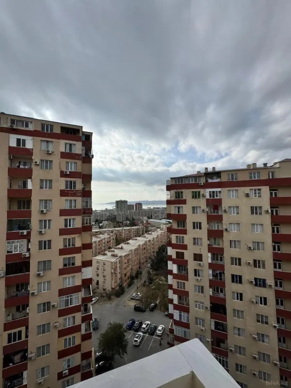 Satılır 3 otaqlı mənzil 88 m²