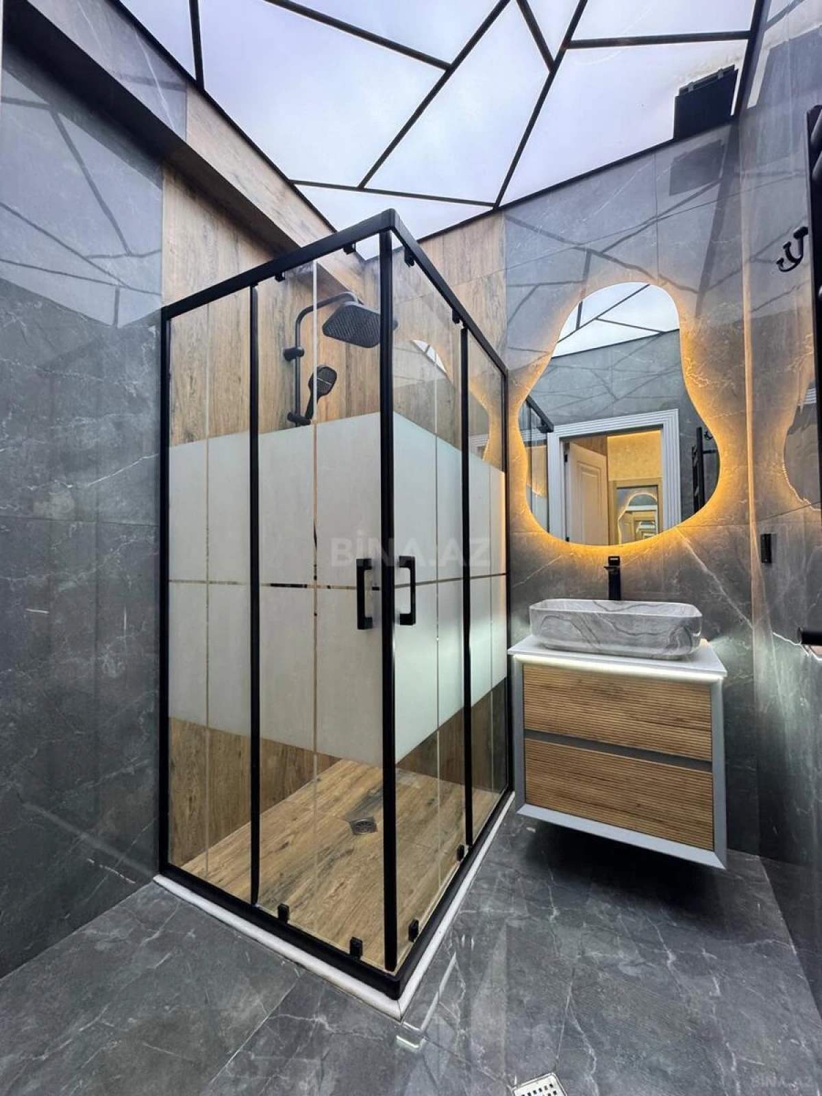 Satılır 3 otaqlı mənzil 88 m²