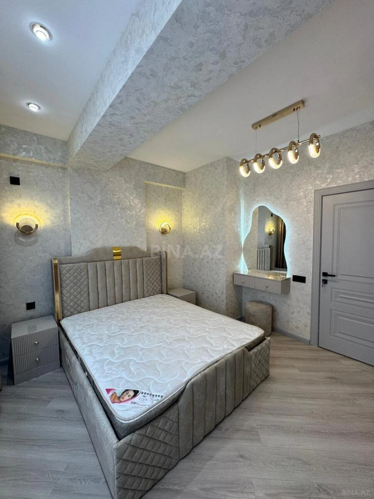 Satılır 3 otaqlı mənzil 88 m²