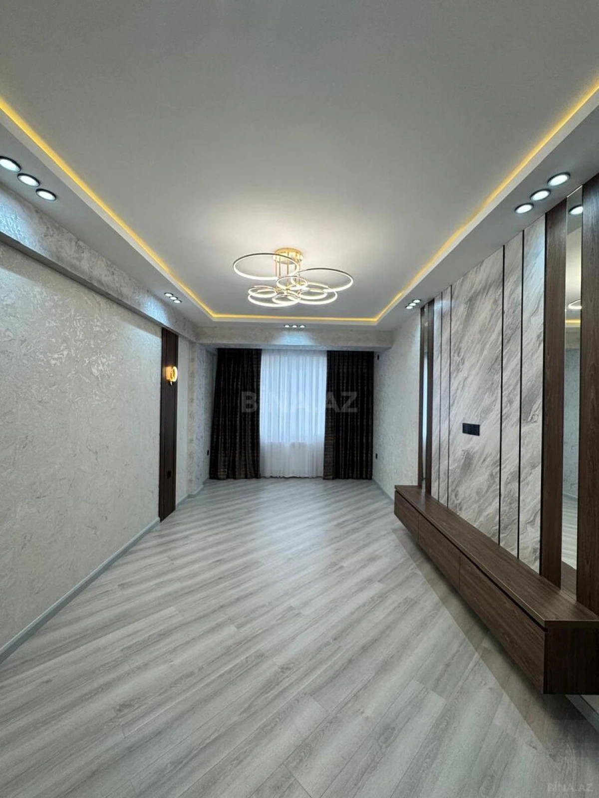 Satılır 3 otaqlı mənzil 88 m²