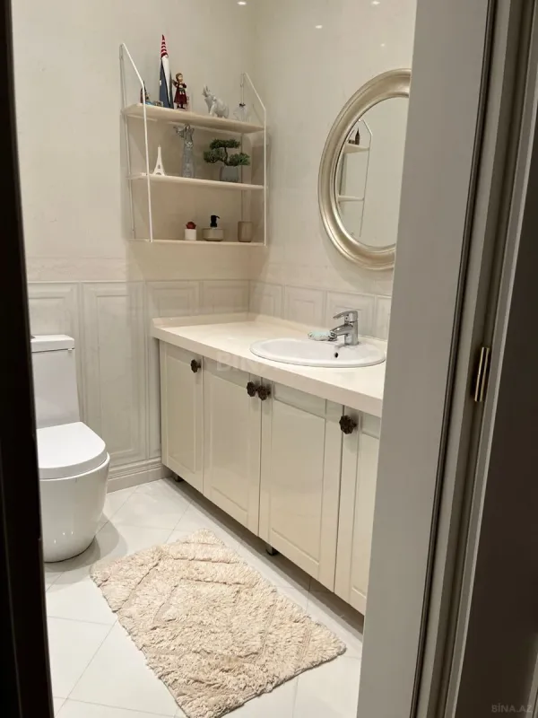 Satılır 3 otaqlı mənzil 108 m²