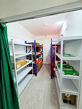 Satılır obyekt 300 m²