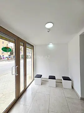 Satılır obyekt 300 m²