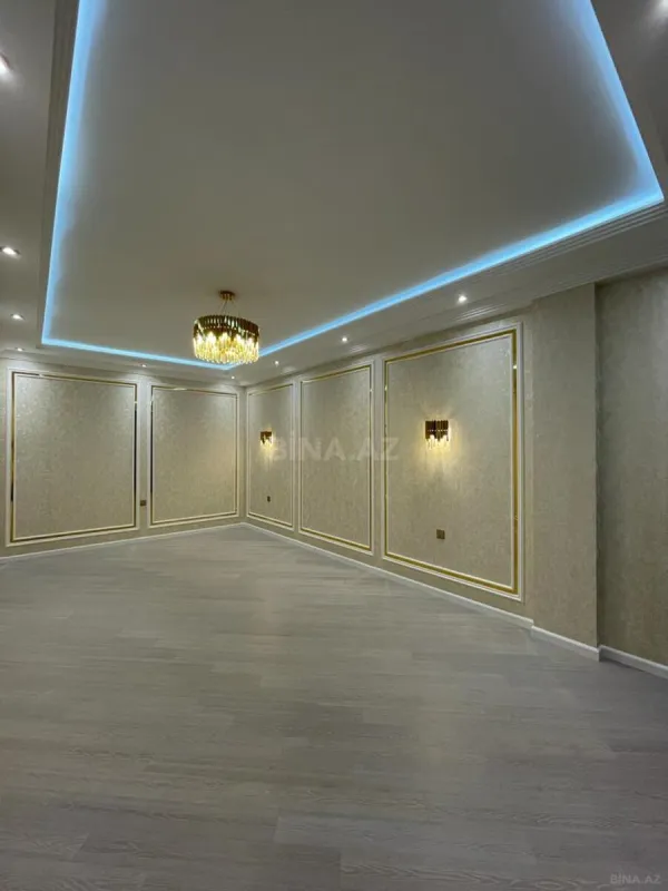 Satılır 3 otaqlı mənzil 129 m²