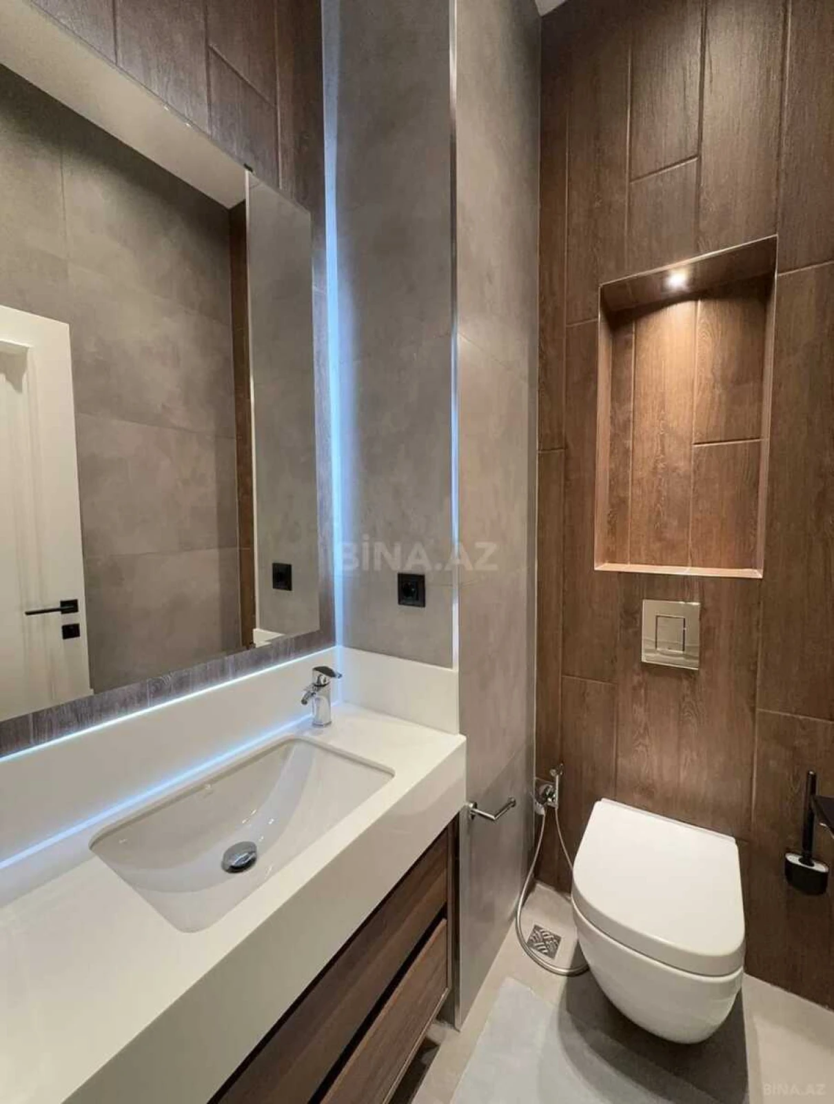 Kirayə verilir 3 otaqlı mənzil 120 m²