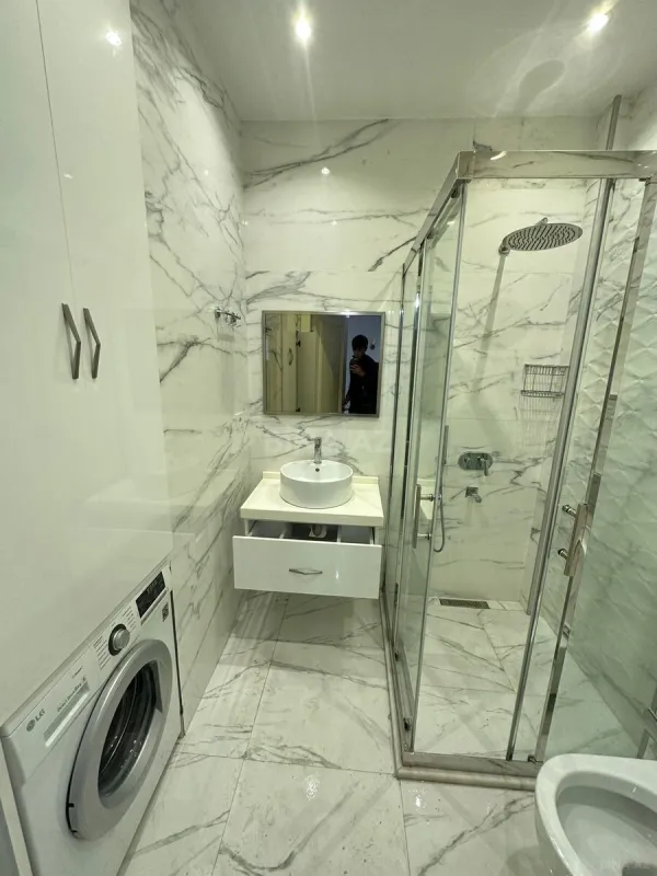 Kirayə verilir 3 otaqlı mənzil 120 m²