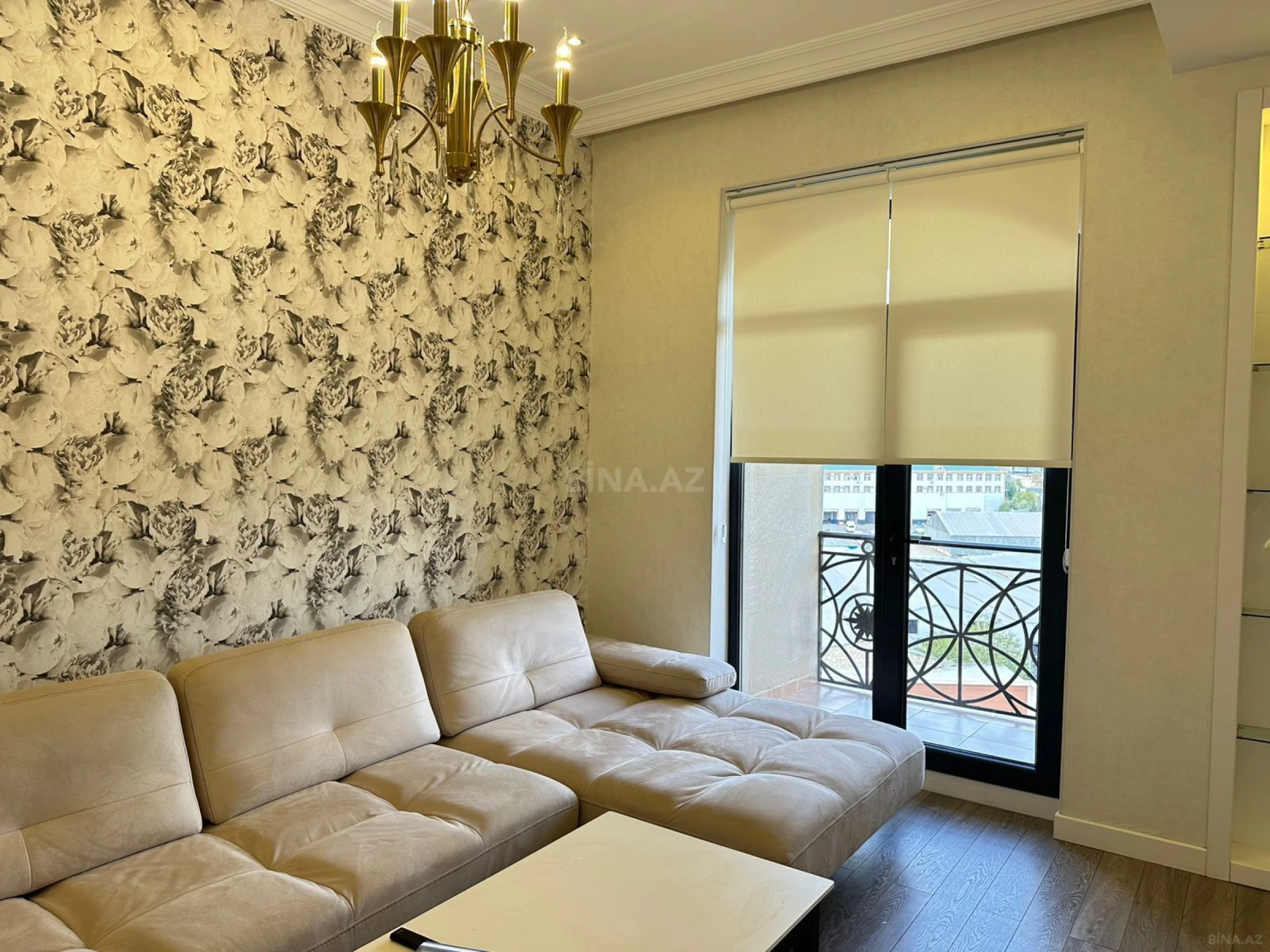 Kirayə verilir 3 otaqlı mənzil 120 m²