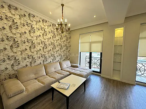 Kirayə verilir 3 otaqlı mənzil 120 m²