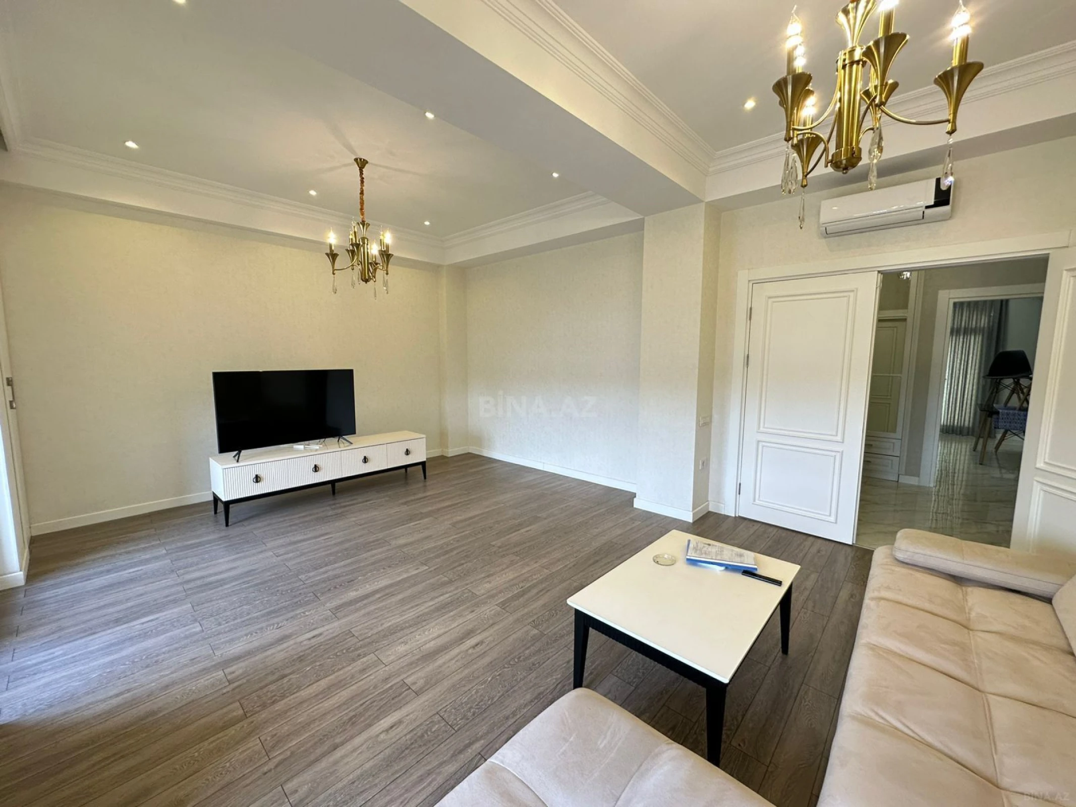 Kirayə verilir 3 otaqlı mənzil 120 m²