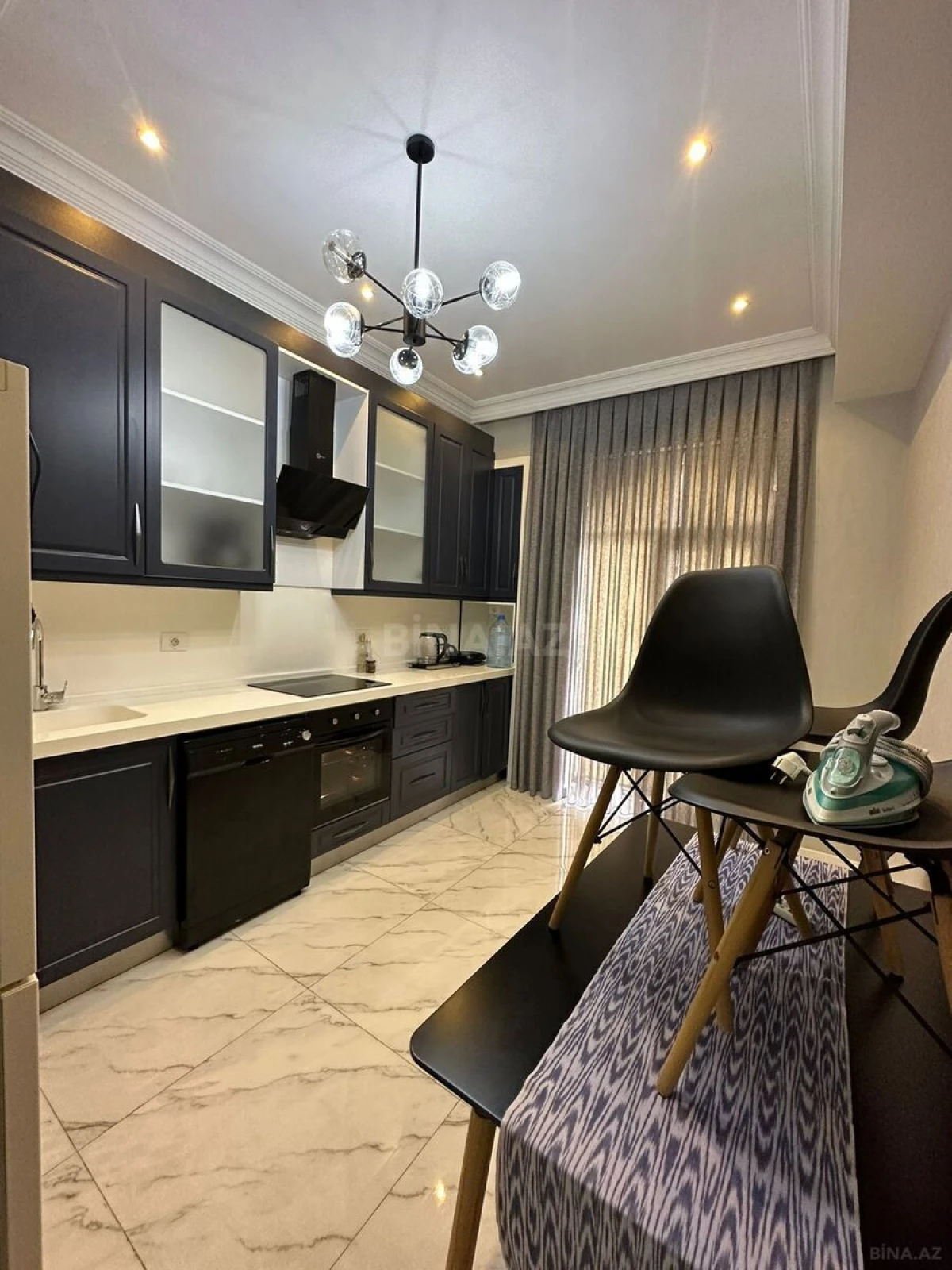 Kirayə verilir 3 otaqlı mənzil 120 m²