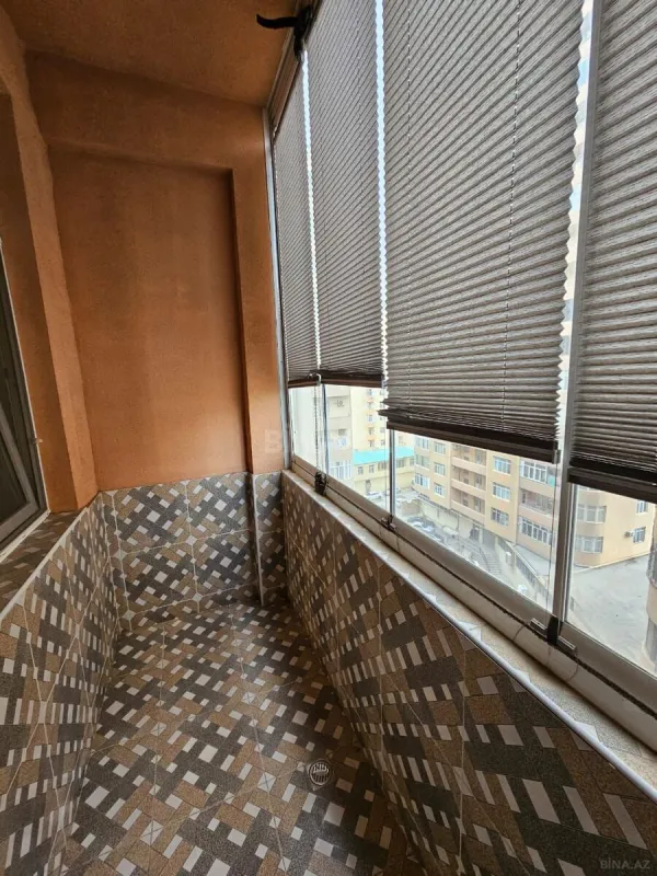 Satılır 3 otaqlı mənzil 135 m²