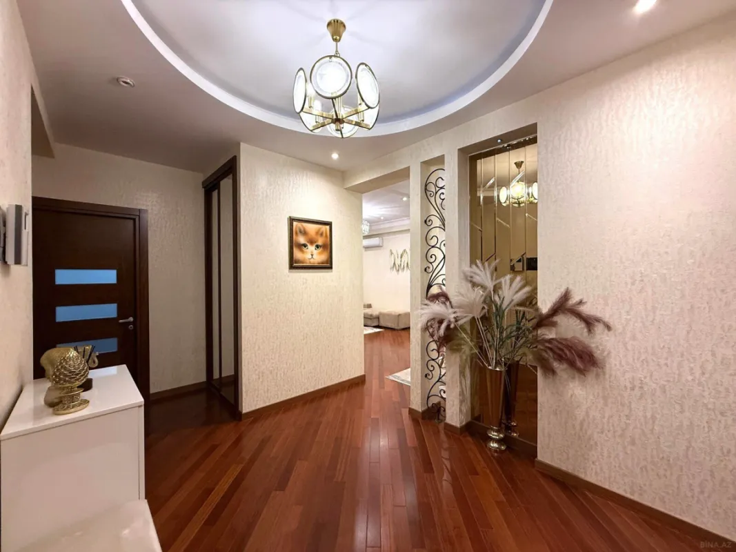 Satılır 3 otaqlı mənzil 100 m²