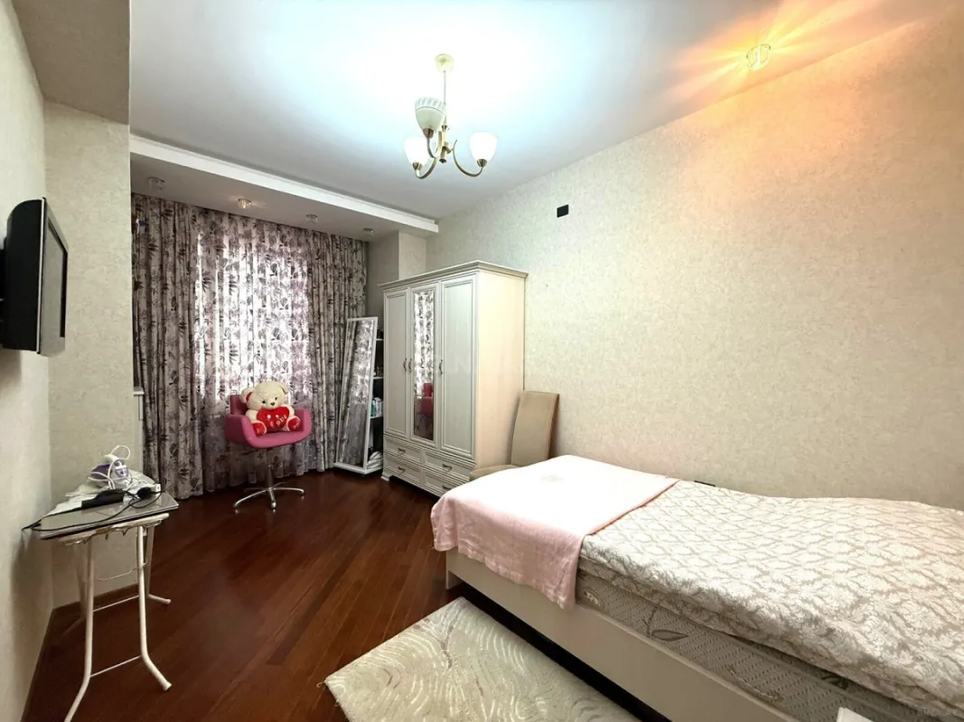 Satılır 3 otaqlı mənzil 100 m²