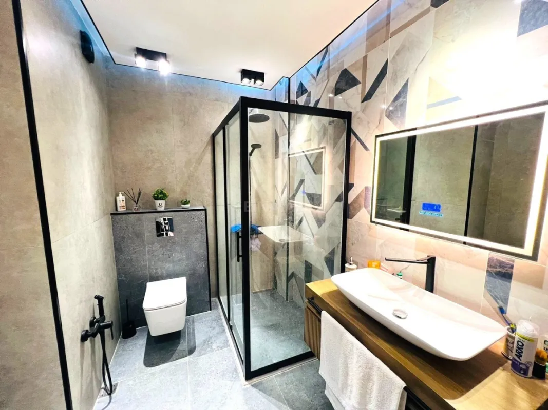 Satılır 3 otaqlı mənzil 80 m²