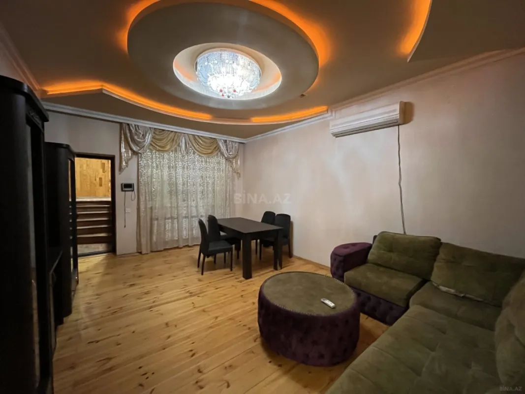 Satılır 5 otaqlı həyət evi 170 m²