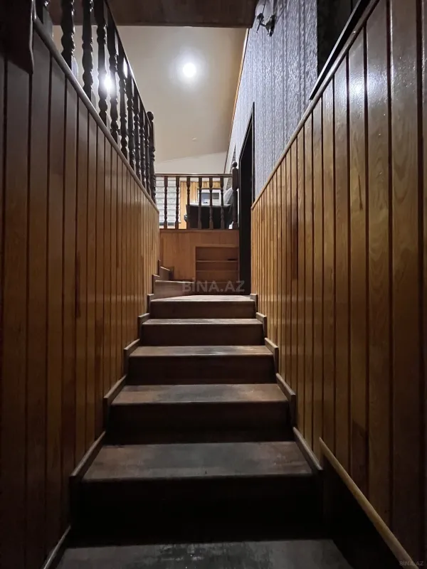 Satılır 5 otaqlı həyət evi 170 m²