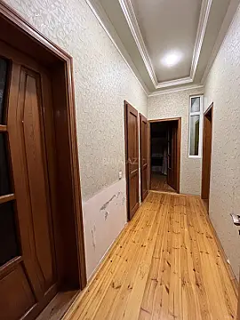 Satılır 5 otaqlı həyət evi 170 m²