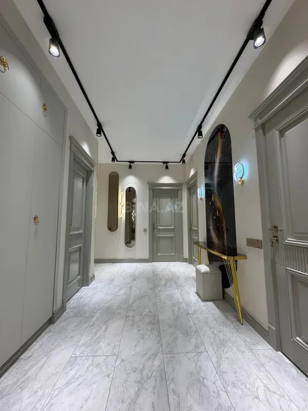 Kirayə verilir 3 otaqlı mənzil 120 m²