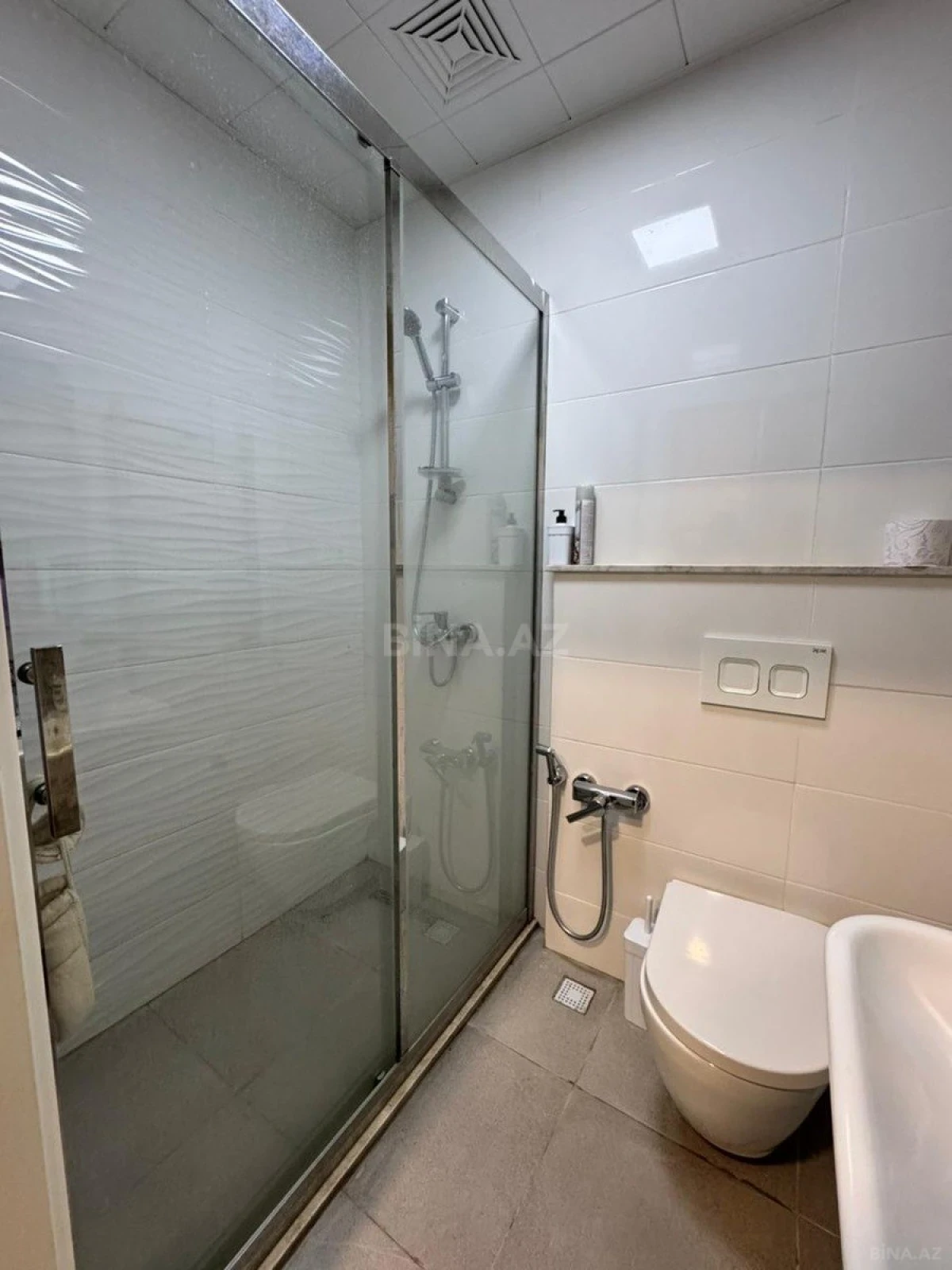 Kirayə verilir 2 otaqlı mənzil 50 m²