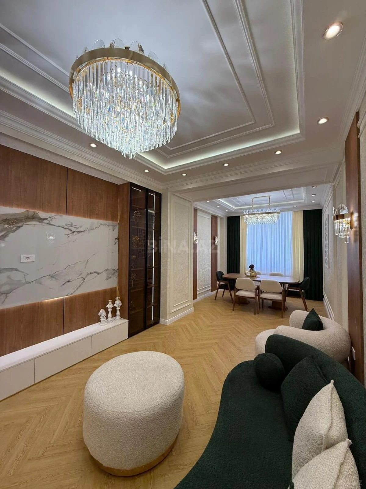 Kirayə verilir 3 otaqlı mənzil 120 m²
