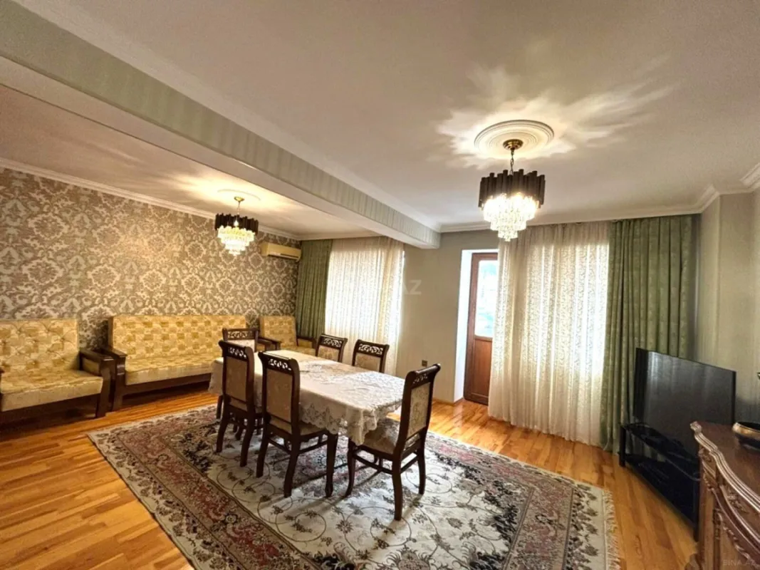 Satılır 4 otaqlı mənzil 110 m²