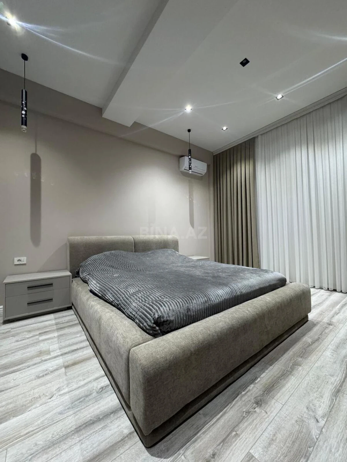Kirayə verilir 3 otaqlı mənzil 120 m²