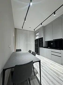 Kirayə verilir 3 otaqlı mənzil 120 m²