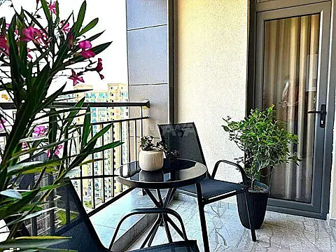Kirayə verilir 3 otaqlı mənzil 120 m²