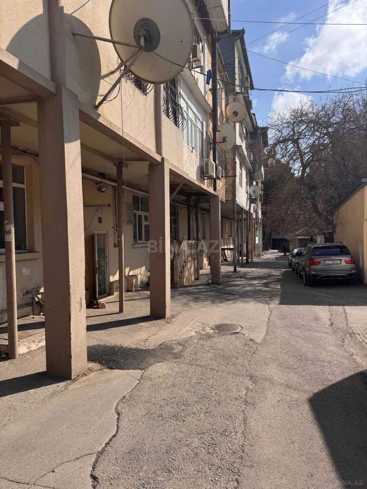 Satılır obyekt 220 m²