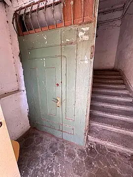 Satılır obyekt 220 m²