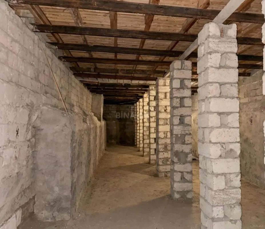 Satılır obyekt 220 m²